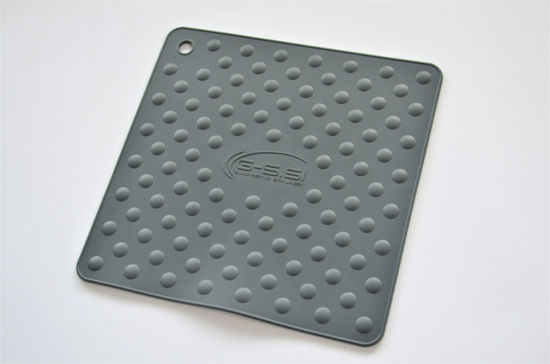 Picture of Square silicon liner for hot dish